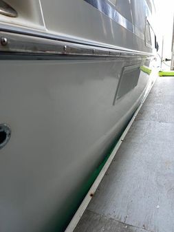 Tollycraft Sundeck image