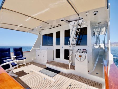 Offshore Yachts 62 Pilothouse image