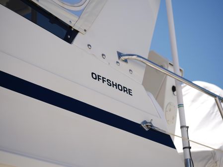 Offshore Yachts 62 Pilothouse image