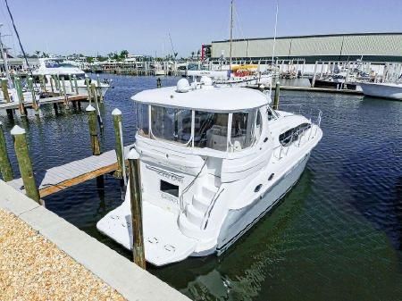 Sea Ray 40 Motor Yacht image