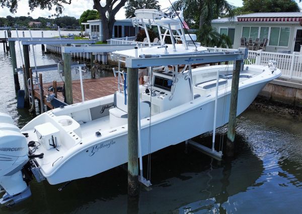 Yellowfin 34 Center Console image