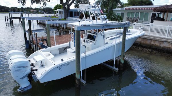 Yellowfin 34 Center Console image