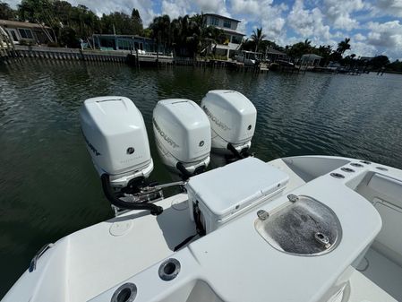 Yellowfin 34 Center Console image