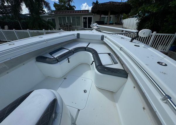 Yellowfin 34 Center Console image