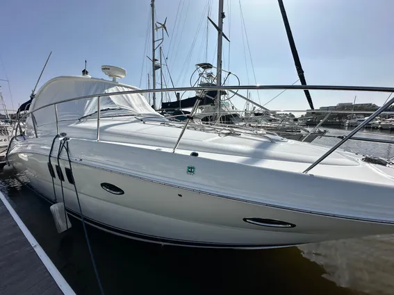 Sea Ray 380 Sundancer image