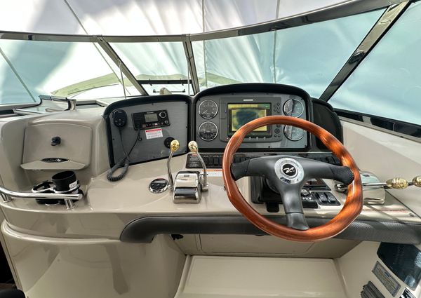 Sea Ray 380 Sundancer image