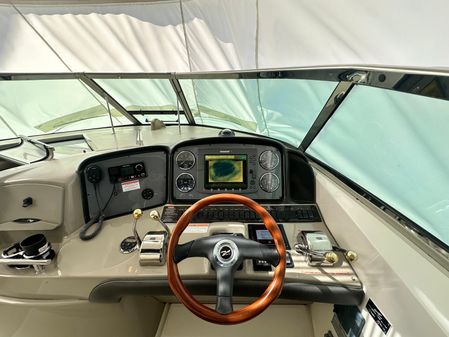 Sea Ray 380 Sundancer image