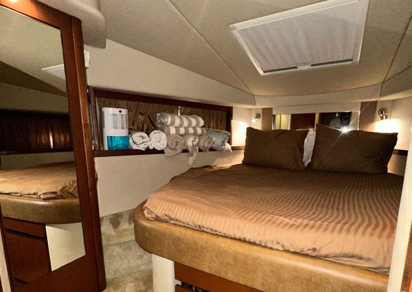 Sea Ray 380 Sundancer image