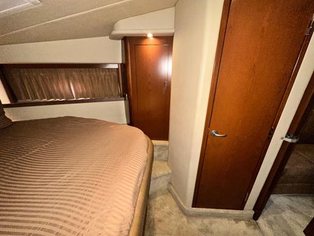Sea Ray 380 Sundancer image