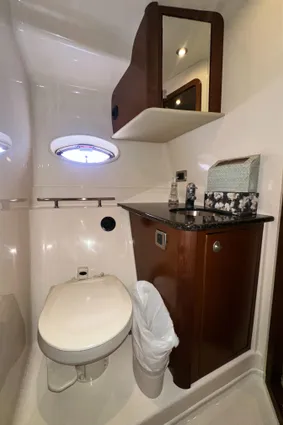 Sea Ray 380 Sundancer image