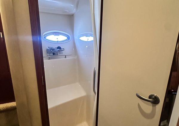 Sea Ray 380 Sundancer image