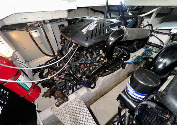 Sea Ray 380 Sundancer image