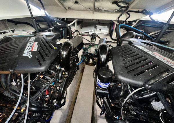 Sea Ray 380 Sundancer image