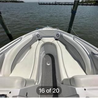 Rinker 246-CAPTIVA-BOWRIDER image