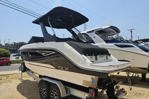 Sea Ray 250 SLX image