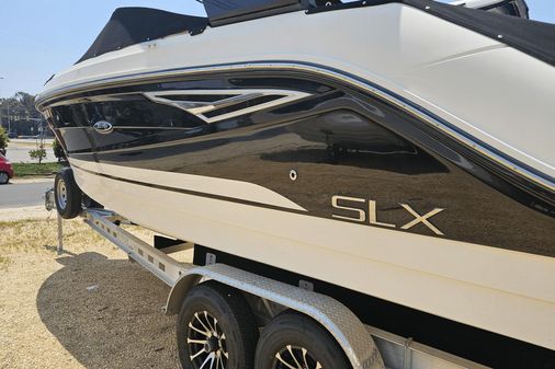 Sea Ray 250 SLX image