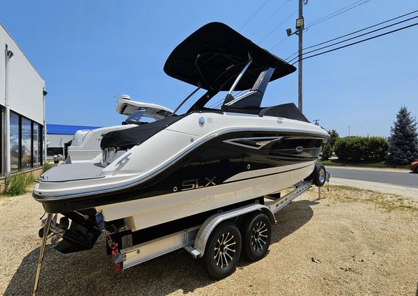 Sea Ray 250 SLX image