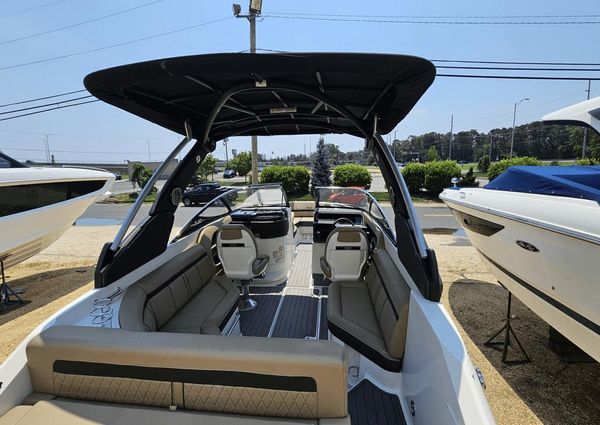 Sea Ray 250 SLX image