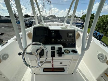 Tidewater 220-CC-ADVENTURE image