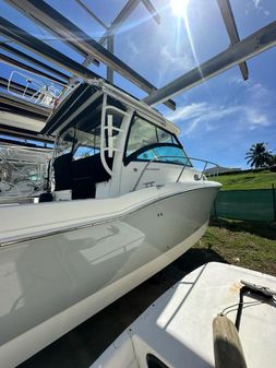 Boston Whaler 315 Conquest image