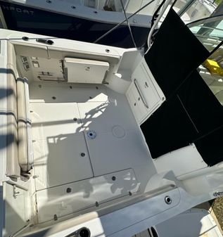 Boston Whaler 315 Conquest image