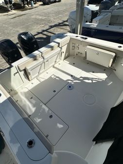 Boston Whaler 315 Conquest image