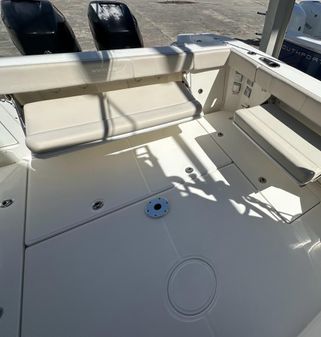 Boston Whaler 315 Conquest image