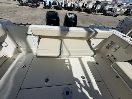 Boston Whaler 315 Conquest image