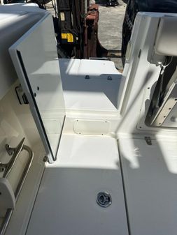 Boston Whaler 315 Conquest image