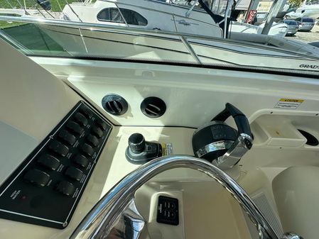 Boston Whaler 315 Conquest image