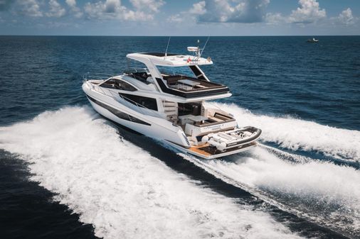 Galeon 550 Fly image