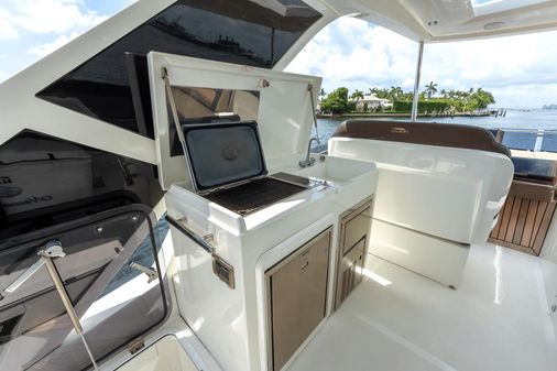 Galeon 550 Fly image