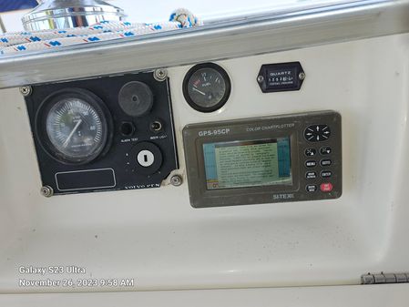 Beneteau Oceanis Clipper 393 image