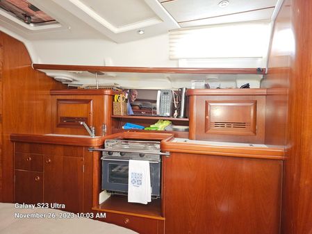 Beneteau Oceanis Clipper 393 image