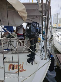 Beneteau Oceanis Clipper 393 image