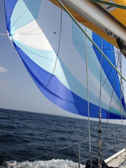 Beneteau Oceanis Clipper 393 image