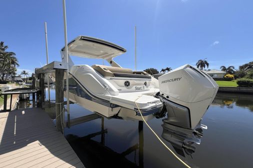 Sea Ray 310 SLX OB image