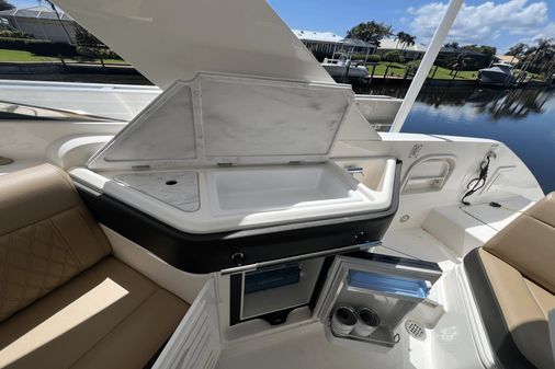 Sea Ray 310 SLX OB image