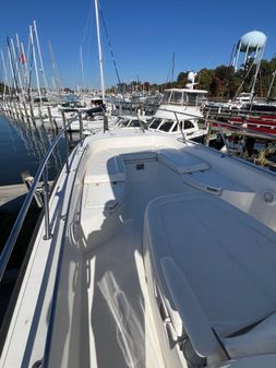 Boston Whaler 270 Dauntless image