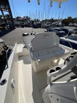 Boston Whaler 270 Dauntless image