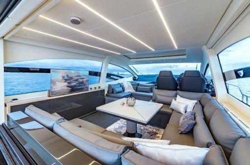 Pershing 70 image