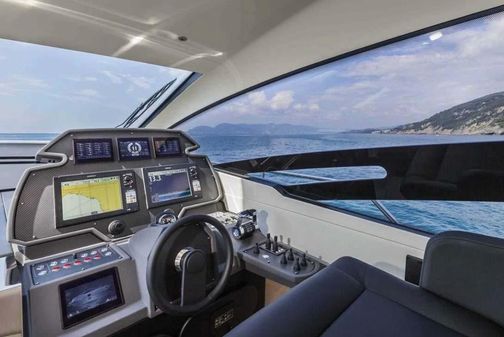 Pershing 70 image