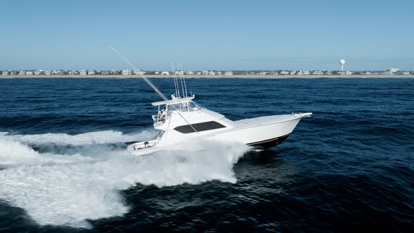 Hatteras 60 Convertible image