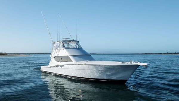 Hatteras 60 Convertible image