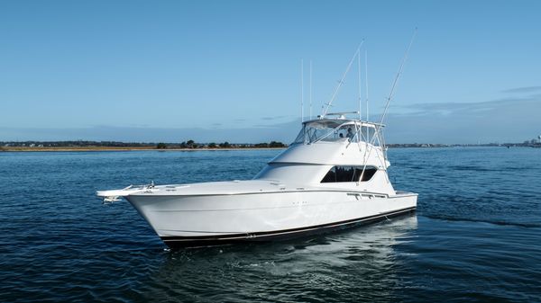 Hatteras 60 Convertible 