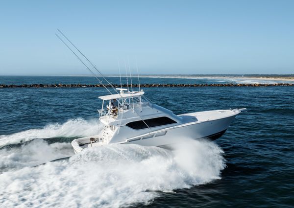 Hatteras 60 Convertible image