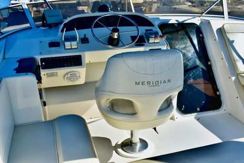 Meridian 490 Pilot House image