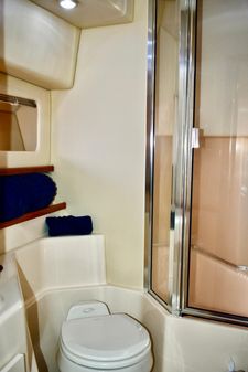 Meridian 490 Pilot House image