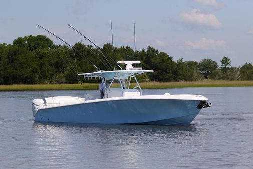 Bahama 41 Center Console image