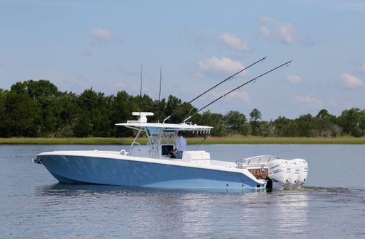 Bahama 41 Center Console image